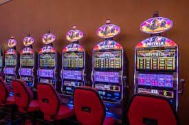y2k slot